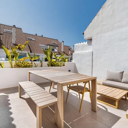 La Maestranza Luxury Views Nueva Andalucia Apartment